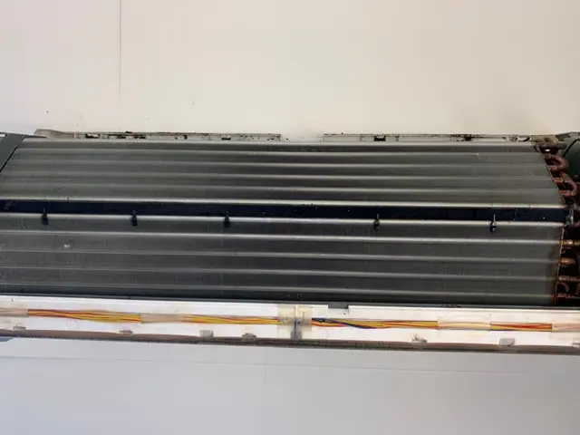 ☆元保育士☆が行くエアコンクリーニング！カード、QR決済可能！サービスの画像