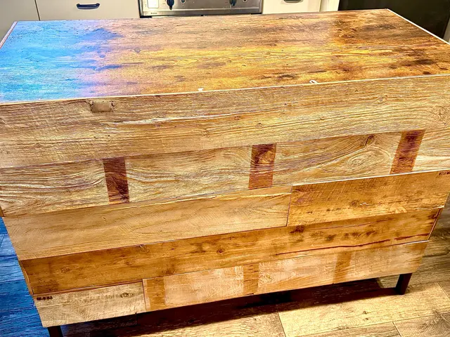 DIY？いえ、プロに任せて“オリジナルカウンター”を爆速実現！サービスの画像