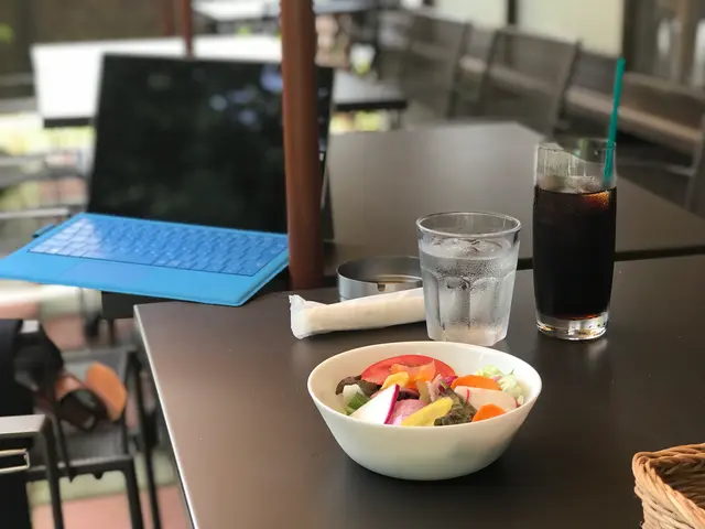 インターネットに繋がらない！解決いたします。対応地域外夜間のご予約も相談OK！サービスの画像