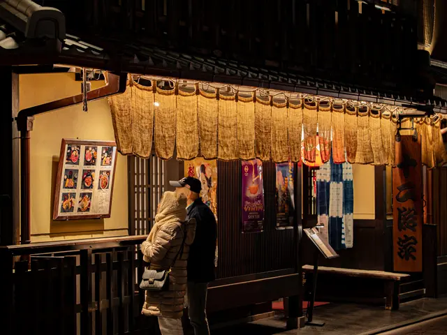 入口の印象と店内の安心感が伝わる、店舗・会社写真を出張で撮影します