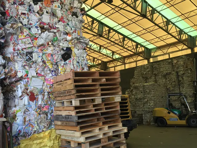 10/3〜作業可能日。不用品・（金属、木材、紙他）回収可能！他店で断られた物等サービスの画像