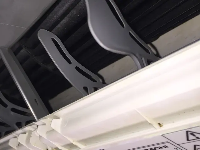 年間600台以上施工★28年間の経験と実績★女性スタッフ同行可★賠責保険加入サービスの画像