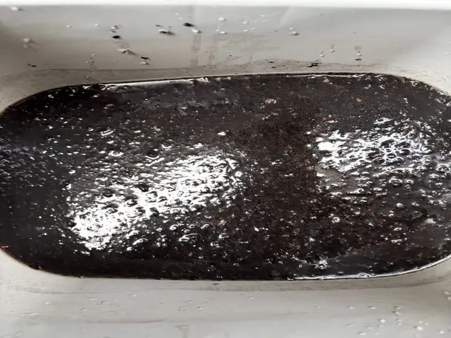 自社スタッフ直接対応・損害保険加入済で安心！女性スタッフ同行も可能なエアコン洗浄サービスの画像