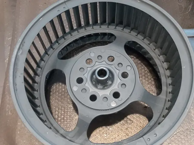 日常の清掃で落ちない汚れに、プロの技術で対応！人気のキッチン＋換気扇2点セットサービスの画像