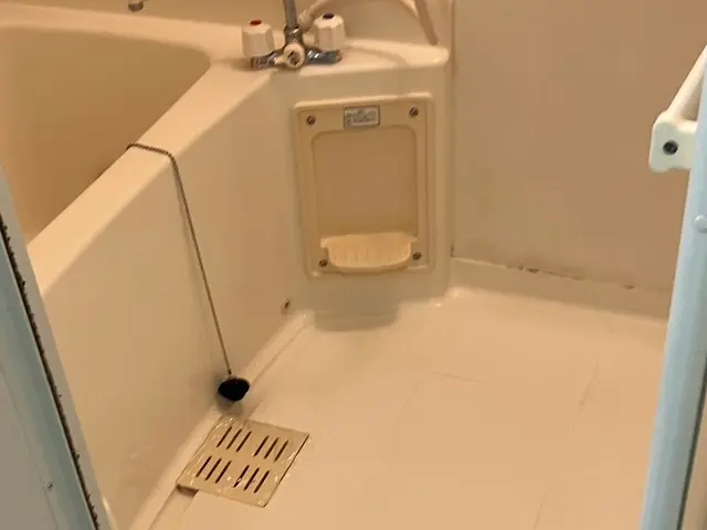 作業外注一切なし◎訪問時の駐車場代は当店が負担！保険加入済みで安心！サービスの画像