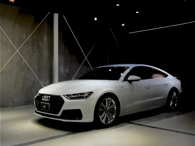 コーティング一筋10年以上の職人が愛車にあったコーティングをご提案します！サービスの画像