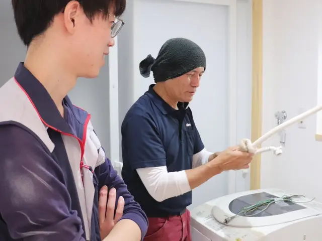 【静岡発】2名作業、高さ180冷蔵庫対応、洗濯機外し設置無料、損害保険加入済み！サービスの画像