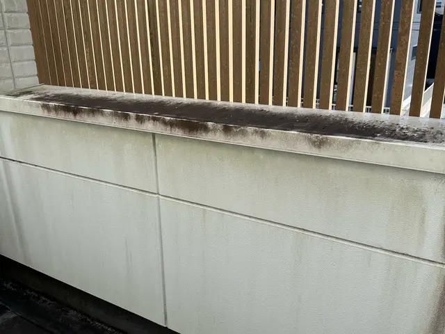 【SKAT工法】による施工で、外壁を傷めずに優しく洗浄します。サービスの画像