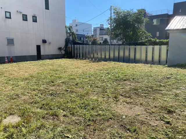 冬を迎える前にスッキリ除草剤散布込！非対面OK！サービスの画像