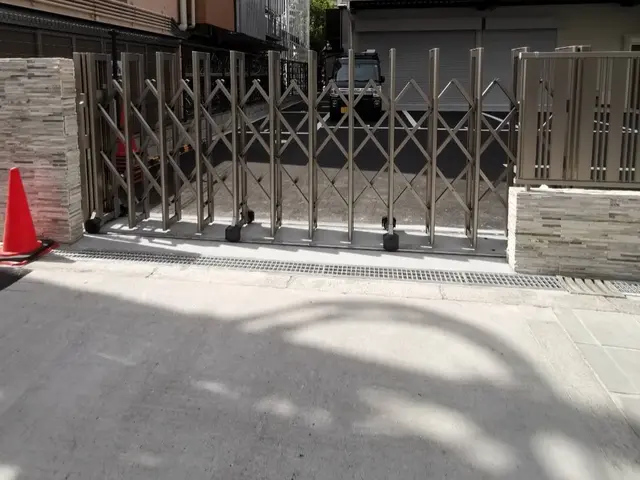 ◆年中無休◆女性スタッフ同行可能◆完全自社施工◆仕上がり保証ありサービスの画像