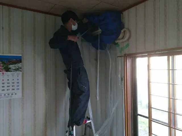 有資格者の担当者が馬より早いハイエースで駆けつけます。着メロは必殺です！サービスの画像