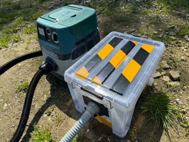 【不要な追加作業なし！】完全自社施工！ご近所への安全を考慮した作業を行います。サービスの画像