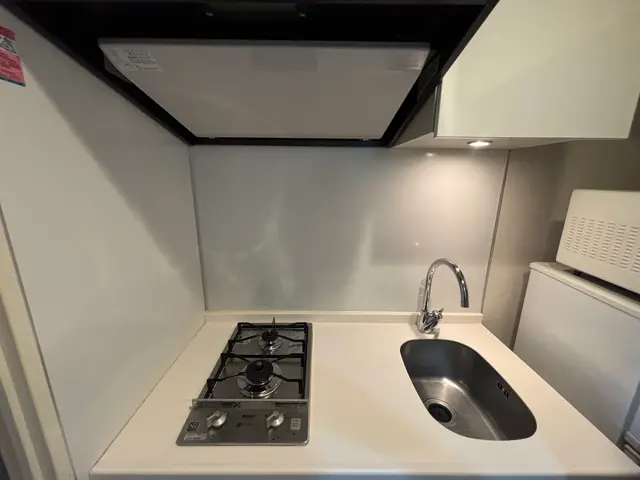 店長直接施工で感動の仕上がり！駐車場代もお店負担で安心サービスの画像