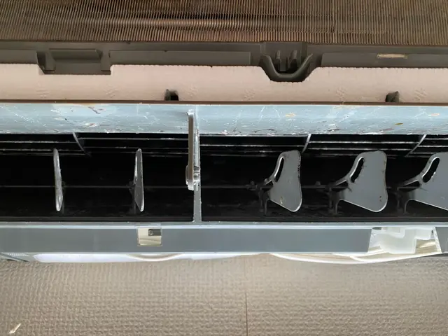 【親切・丁寧】エアコンの事は自社にお任せ下さい！【現金払いで抗菌コート無料！】サービスの画像