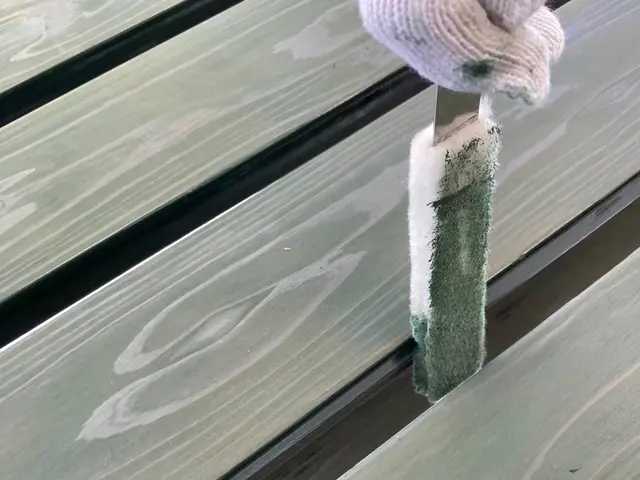 ウッドデッキ塗装　アルミデッキ洗浄サービスの画像