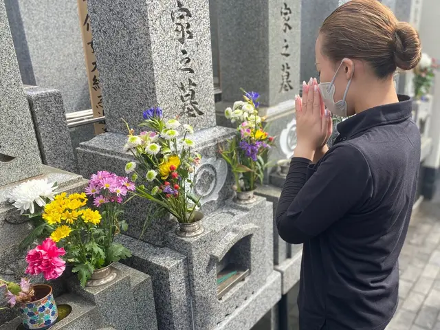 news every・zipなどメディア出演あり。安心のプロが行うお墓参り代行！サービスの画像