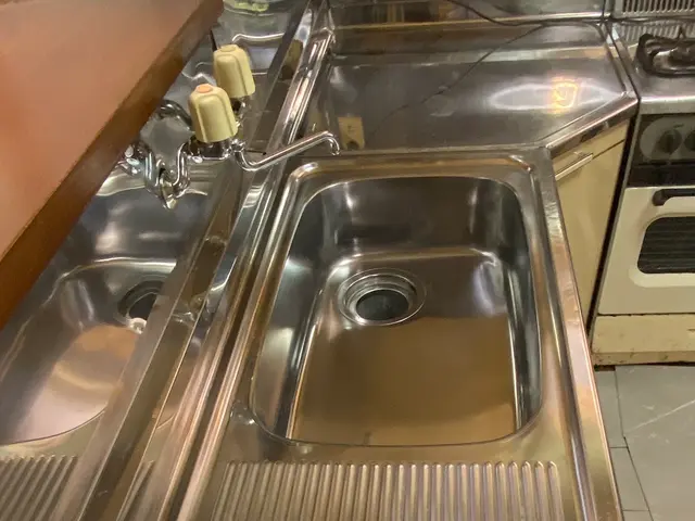 夜間・早朝対応可◎細部まで徹底クリーニング！汚れ具合や劣化具合で臨機応変に対応サービスの画像