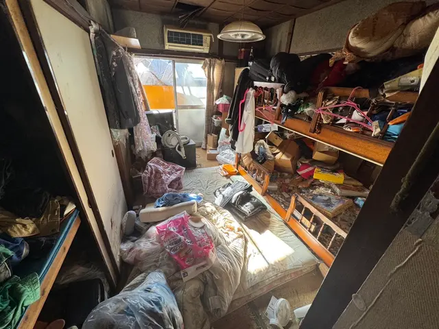 【2トン車】不用品回収・一括片付け｜お部屋／空き家／事業所対応サービスの画像