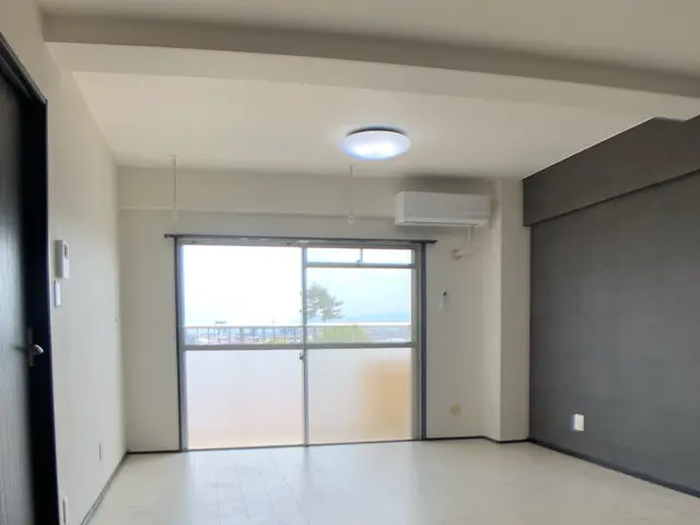 【住宅業界３０年】実績多数。室内物干しの取付をおこないます！サービスの画像