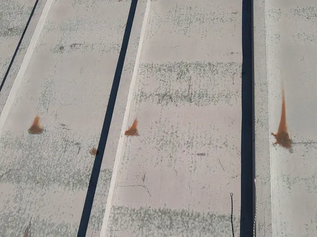 美観UP！！家の寿命を伸ばす屋根塗装!!家族団結で丁寧に作業いたします！サービスの画像