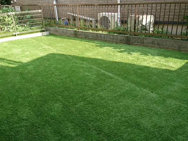 雑草、害虫対策しませんか?砂利、人工芝施工可能【実績15年】女性スタッフ同行可能サービスの画像