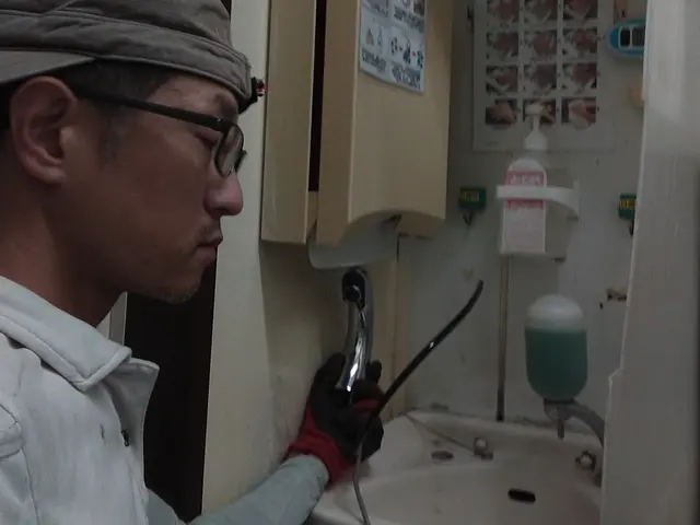 水栓蛇口交換承りますサービスの画像