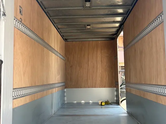 豊富な経験と知識で安心！仕上がり重視で丁寧に作業いたします！サービスの画像