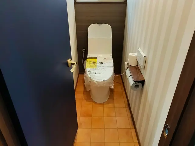 【大阪＠八尾市】トイレットペーパーホルダーは当店にて手配も可能です◎サービスの画像