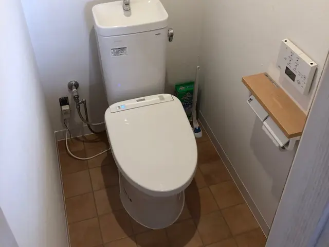 【大阪＠八尾市】トイレットペーパーホルダーは当店にて手配も可能です◎サービスの画像