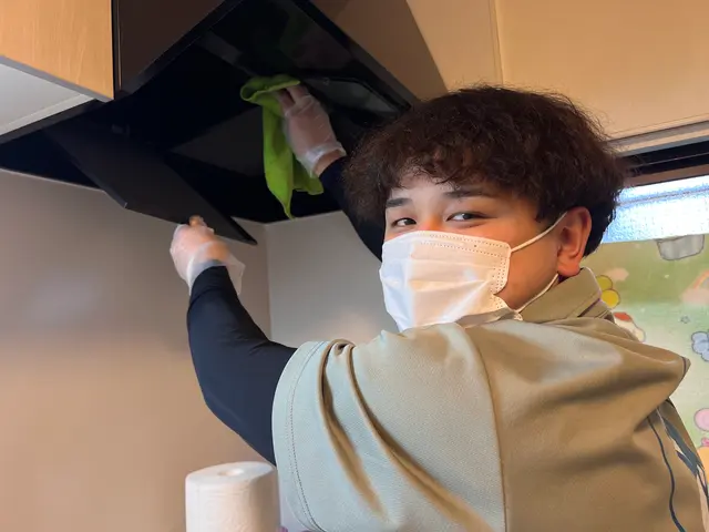 キッチンと換気扇の気になる汚れをすべてプロの技術でピカピカに！お得なセットで！サービスの画像