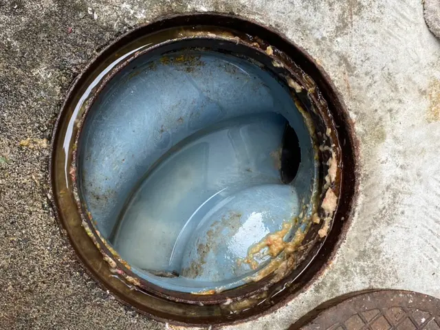 【業歴30年以上の経験と実績】受付訪問とも同じ者が伺いますサービスの画像