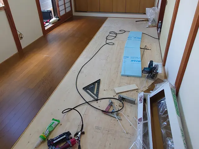 年中無休で駆けつけます！作業にご不満の場合は無料にて追加対応いたします。サービスの画像