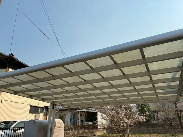 カーポート洗浄サービスの画像