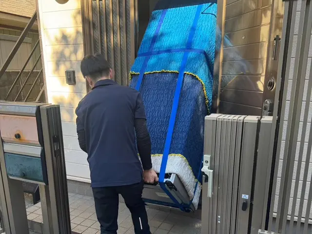 安心の2名作業です！2トン分！不用品回収もOK☆サービスの画像