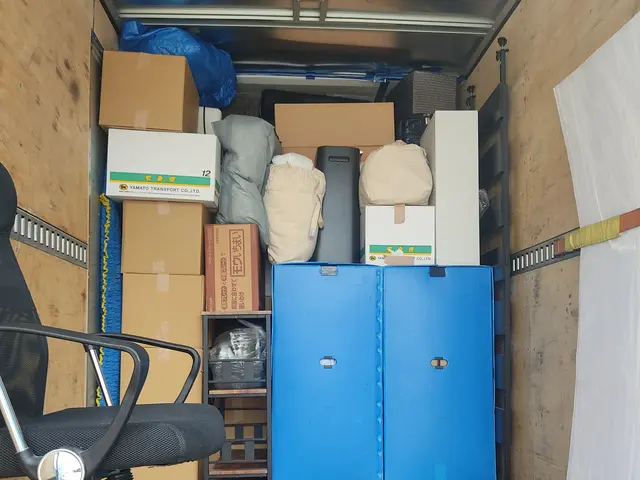 安心の2名作業です！2トン分！不用品回収もOK☆サービスの画像