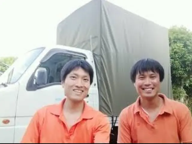 安心の2名作業です！2トン分！不用品回収もOK☆サービスの画像