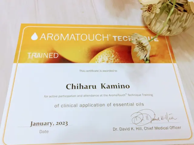 介護福祉士〚初回✼ハンドトリートメント付〛アロマの香りと成分が心身を包み込みますサービスの画像