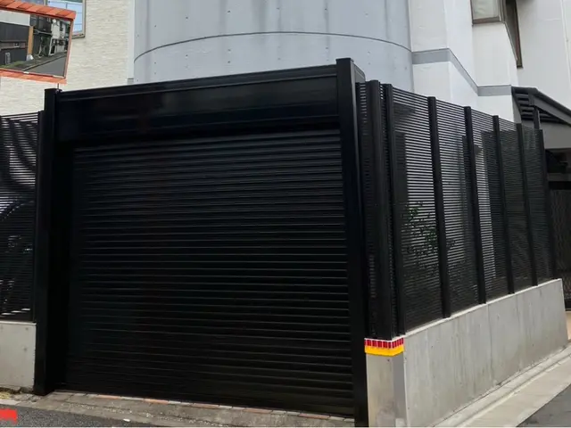 ♪シャッターの塗装、綺麗にできます！お気軽にご相談、お問い合わせくださいませ♪サービスの画像