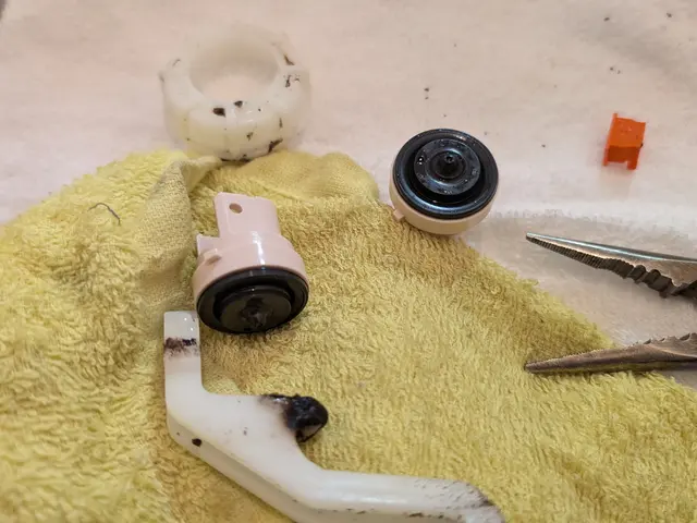 トイレのお悩み、水漏れ、部品交換、何でもご相談！写真送付で便器交換見積もり有り！サービスの画像