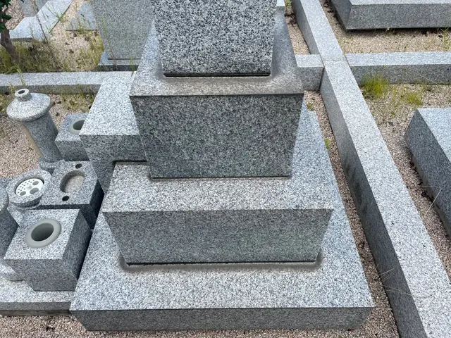 【期間限定】10月中のご予約で石塔コーティングサービス！お早めに！！サービスの画像