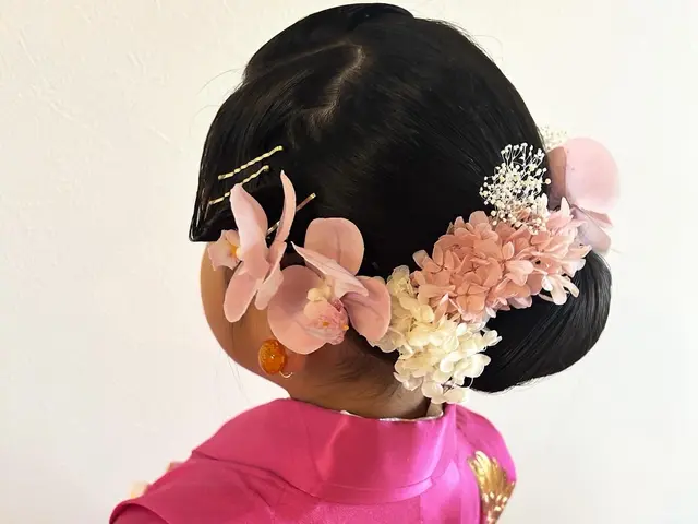 ≪ヘアセット込み・早朝料金ナシ！！≫2026成人式は満です！！