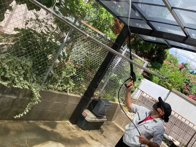 プロの技で丁寧に清掃します。便利なプロの力で、満足、安心を手に入れましょう。サービスの画像