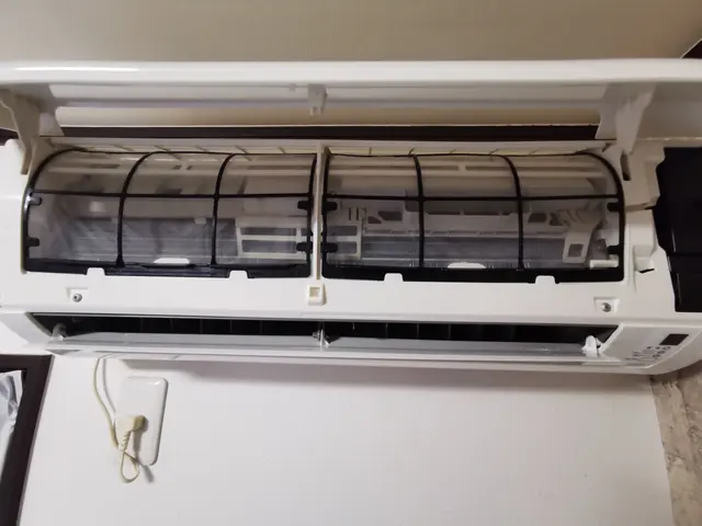 《★期間限定★》何台でも室外機洗浄無料！！《★元メーカーマンの作業をどうぞ★》サービスの画像