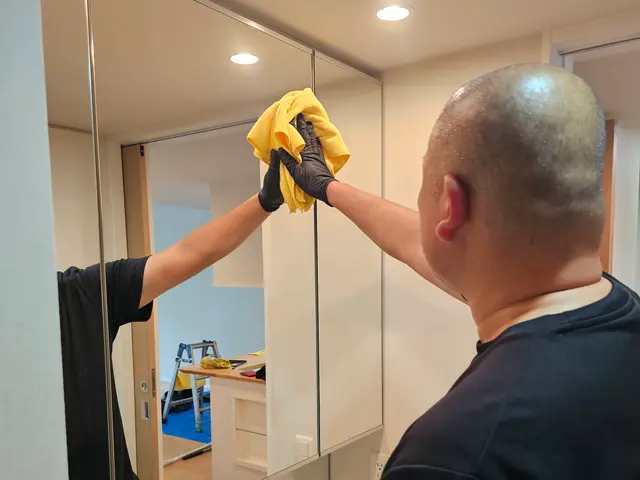 輝く洗面台で爽やかな一日のスタートサービスの画像