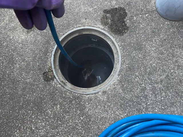 ◆年中無休◆つまりの解決、予防に！！奥の奥までキッチリ汚れ取り！サービスの画像