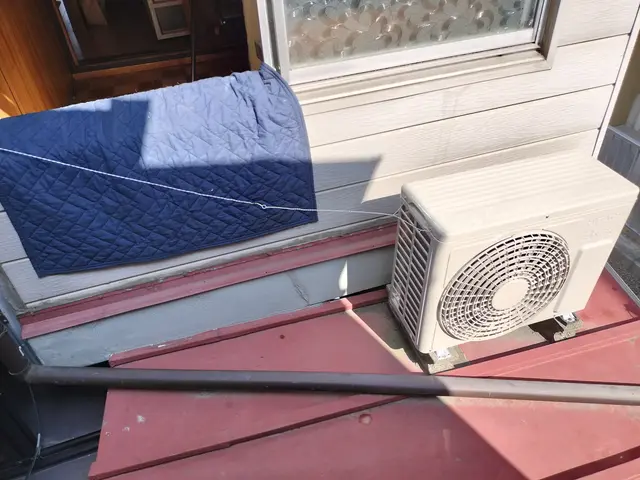 エアコン取り外し、処分セットで4400円！サービスの画像