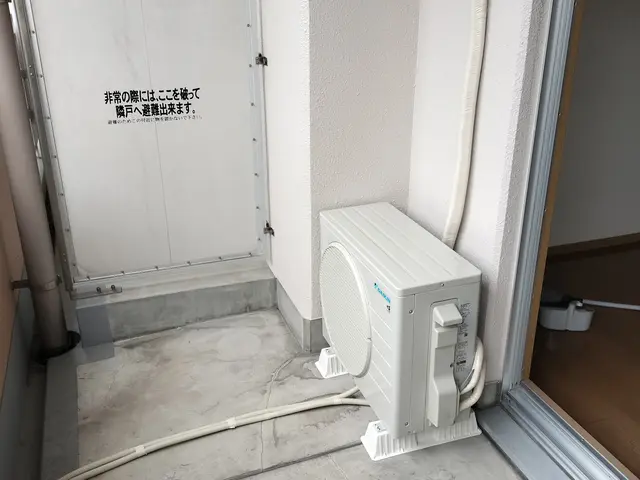 エアコン取り外し、処分セットで4400円！サービスの画像