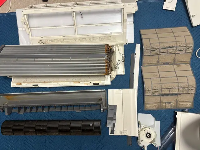 ◇極上クリーニング◇女性スタッフが同行◇複数台割引◇電気工事士の完全分解サービスの画像