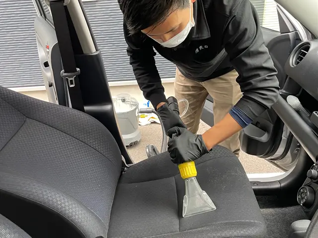 ☆嘔吐対応や消臭お任せください☆当日乾燥☆年間施工台数500台以上！サービスの画像