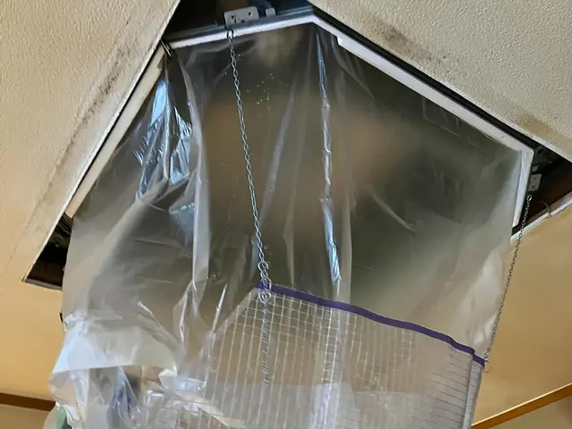 業務用天井埋込エアコンクリーニングサービスの画像